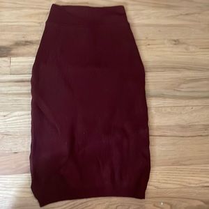 Sweater knitted pencil skirt